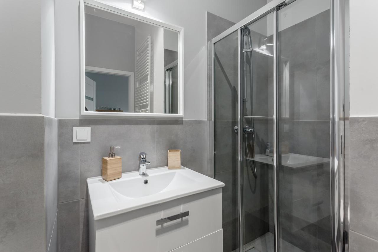Warsaw City Travel Apartments Exterior photo
